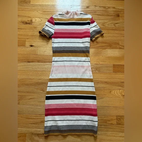 Billabong Mock Neck Ribbed Bodycon Striped Mini Dress size XS - Picture 2 of 5